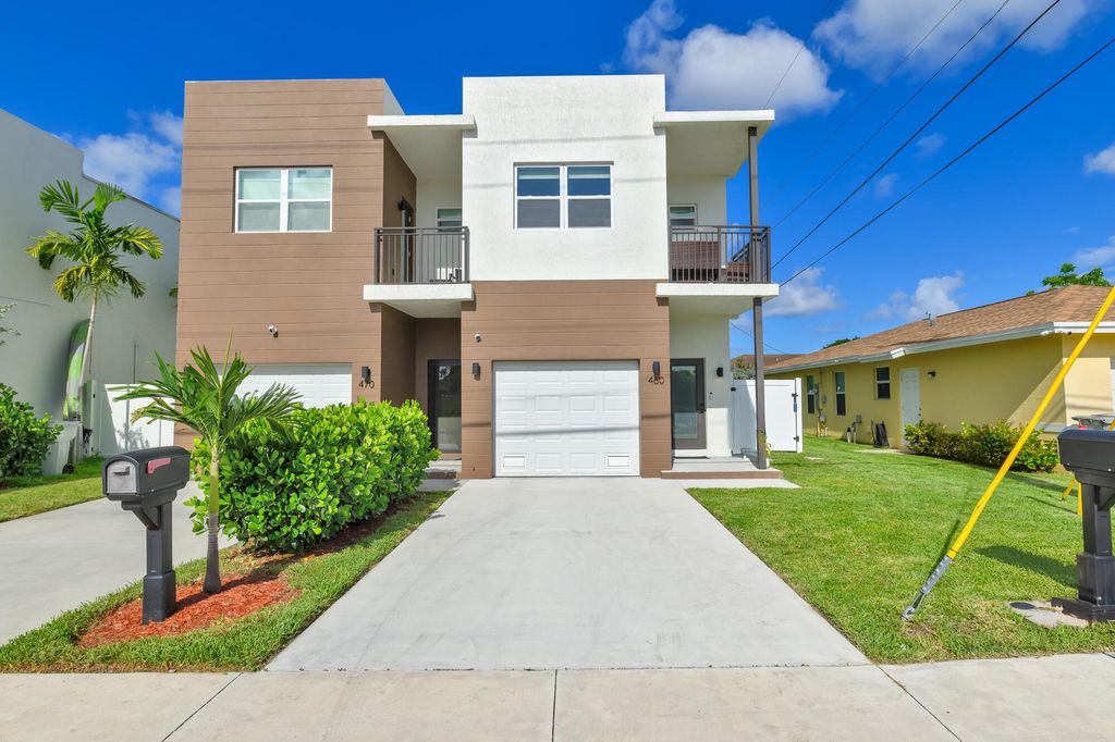 460 NW 27th Ave, Pompano Beach