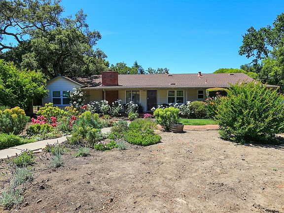 3rd image of 28 Almendral Ave