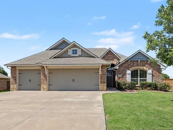 1301 Woodgrass Ct, Edmond, OK 73013