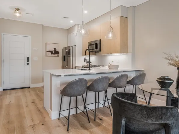 70 Leo M Birmingham Pkwy #U307, Brighton, MA 02135