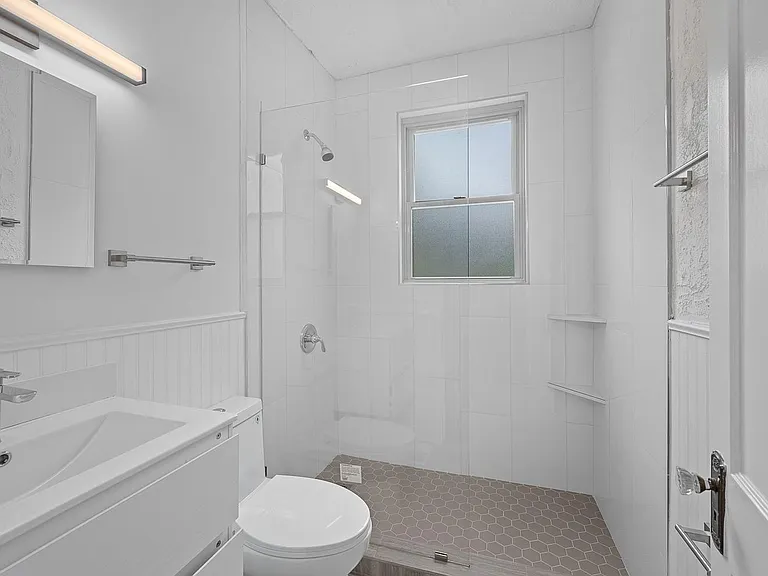 2890 Romana Pl #1 — Photo 19