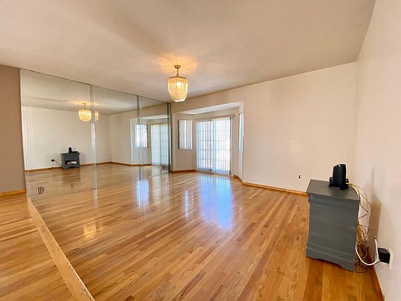 3rd image of 382 Nome Ave #2F