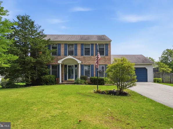 303 Fox Trl, Royersford, PA 19468