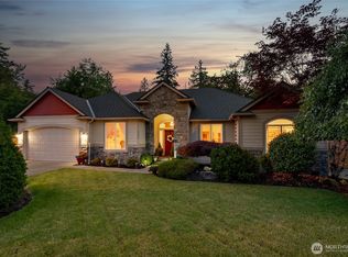 8206 66th Avenue Ct E, Puyallup, WA