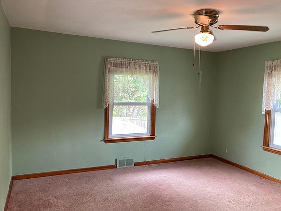 5th image of 1523 W McClure Ave