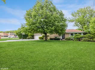 1869 Rosemary Rd, Highland Park, IL 60035