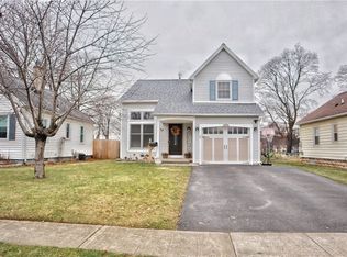 196 Longridge Ave, Rochester, NY 14616