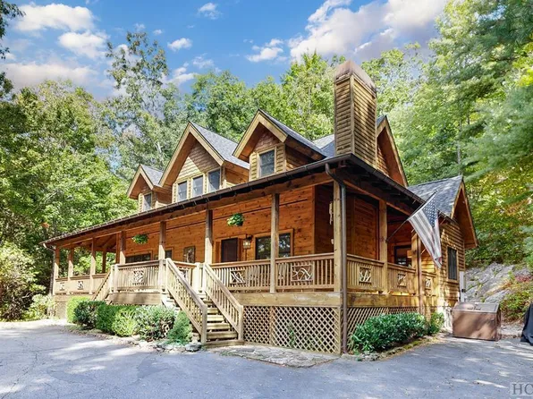 335 Blackberry Trail, Sapphire, NC 28774