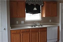5th image of 1716 Brick Ct