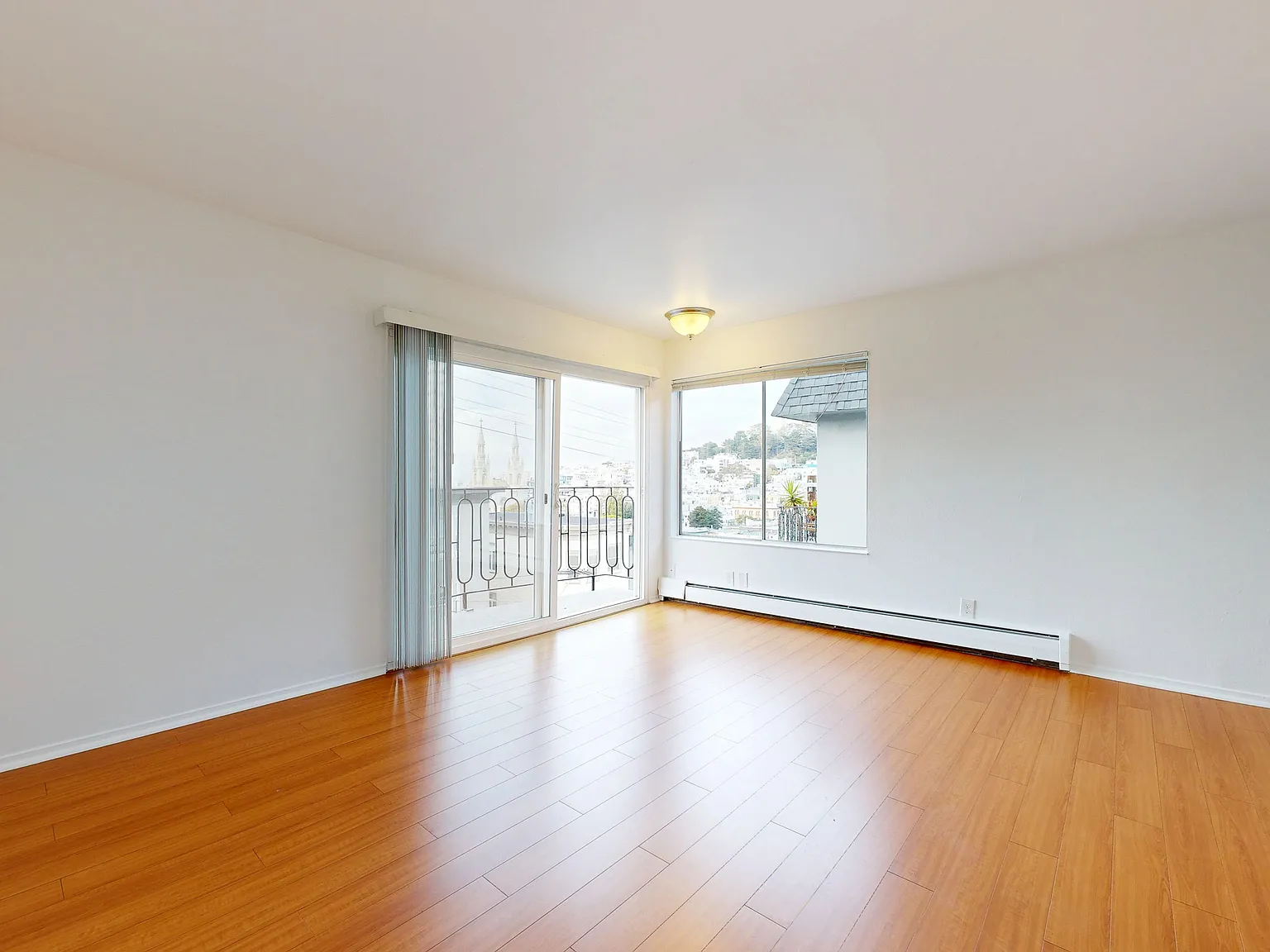 Charming North Beach Studio | Pet Friendly | Shared Laundry — Photo 3