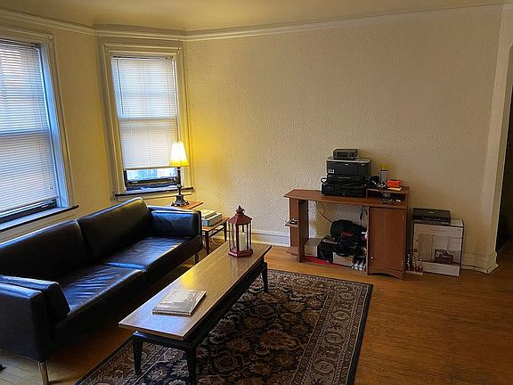3rd image of 4512 N Paulina St APT 1W