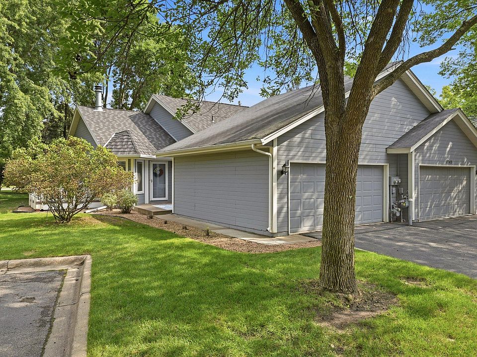 1st image of 2741 River Hills Dr S