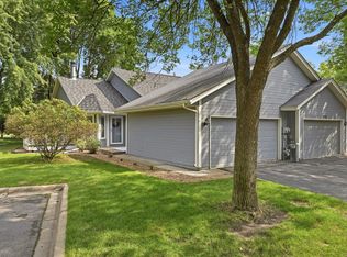 2741 River Hills Dr S, Burnsville, MN 55337