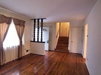 2nd image of 101 Jackpine Dr