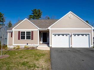 8 Trailside Dr, Amherst, NH 03031