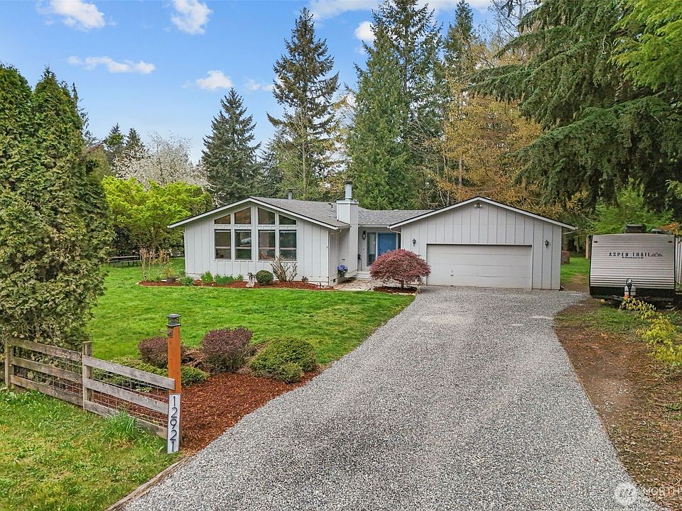 1st image of 12921 208th Avenue Ct E