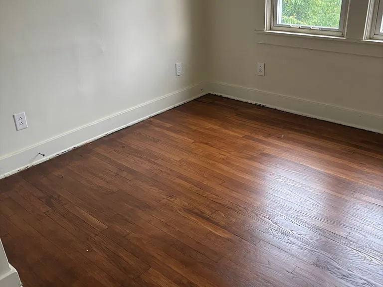 809 Bayridge Ave — Photo 11