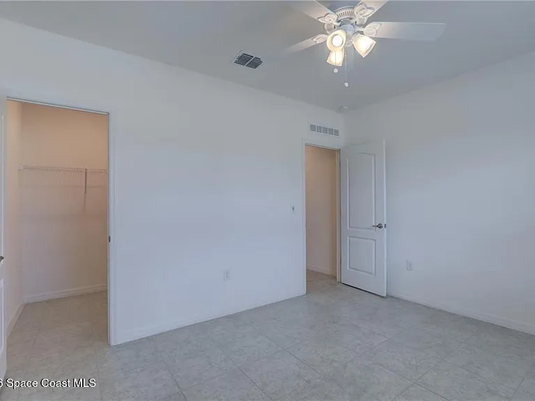 406 Easy St — Photo 29