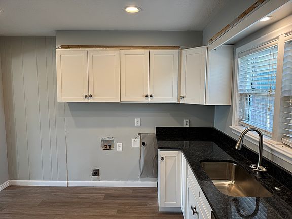 Crown Molding above cabinet will be installed in next couple of days.
