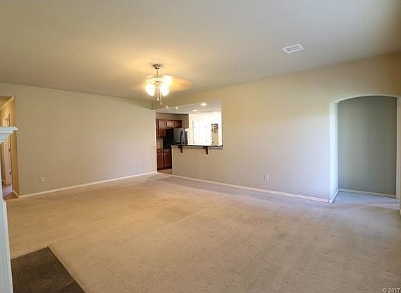 Living Room - 4th view