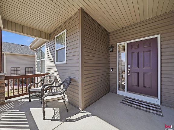 3rd image of 1642 W Big Sky Rd