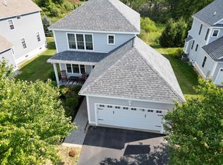 12 Stocklan Cir, Dover, NH 03820