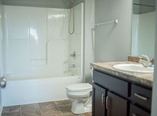 10516 Dorset Dr UNIT 4, Johnston, IA 50131
