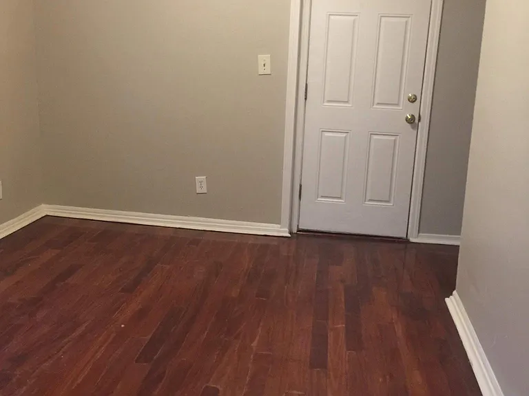 7006 Garesche Ave — Photo 11