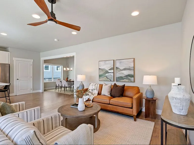 2101 W Northridge Dr — Photo 19
