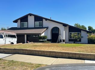900 W 18th St, Upland, CA 91784