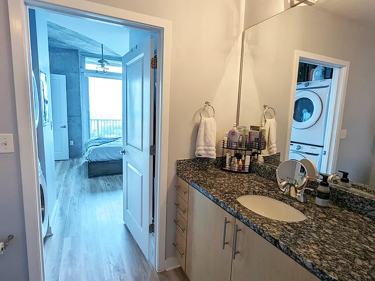 210 N Church St #1811 — Photo 16