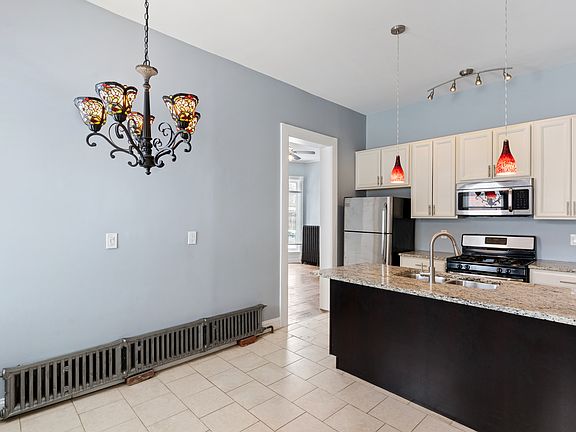 5th image of 25 Saint Johns Pl #2