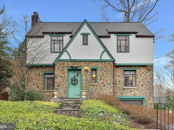 8510 Woodhaven Blvd, Bethesda, MD 20817