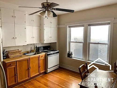1839 W Foster Ave #1 Photo 1