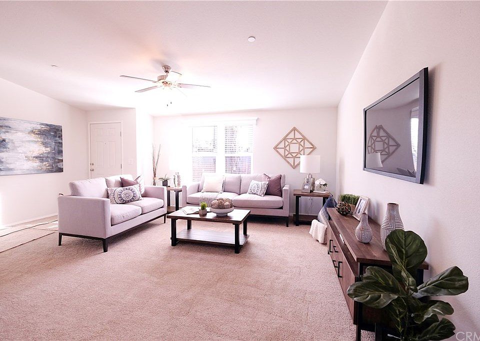 1st image of 227 Bond Dr