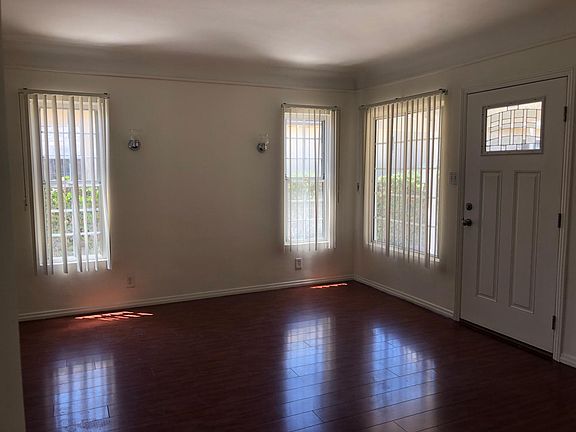 4th image of 808 E Garfield Ave