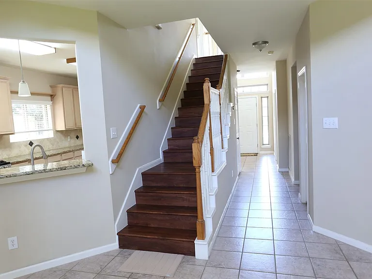 3327 Summerwood Ln — Photo 21