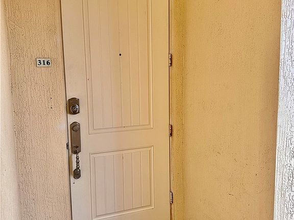 3rd image of 2351 Lakeview Dr Unit 316