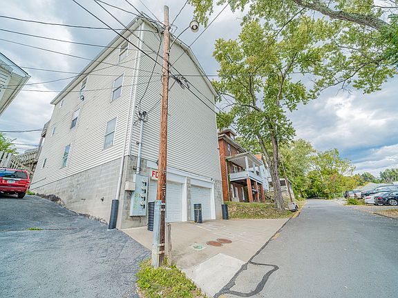 3rd image of 717 Naomi St #B