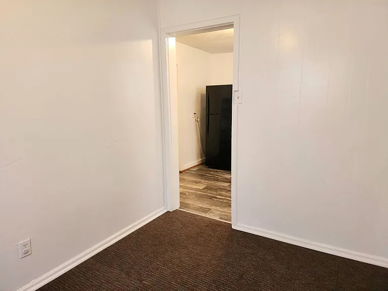 216 S Avenue I #6 — Photo 14