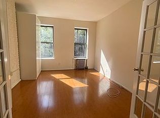 600 10th Ave #1RS, New York, NY 10036