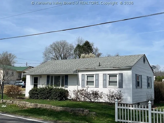 1133 E Pea Ridge Rd photo 1