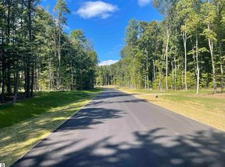 5182 Paradise Ranch Rd, Kingsley, MI 49649