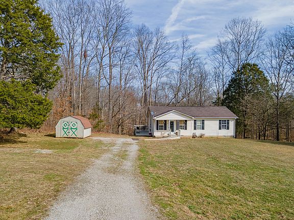 5th image of 2640 Winding Way Rd