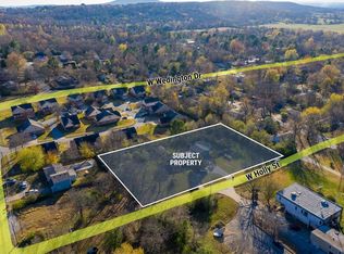 1805 W Holly St, Fayetteville, AR 72703
