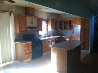 2nd image of 6 Revere Cir