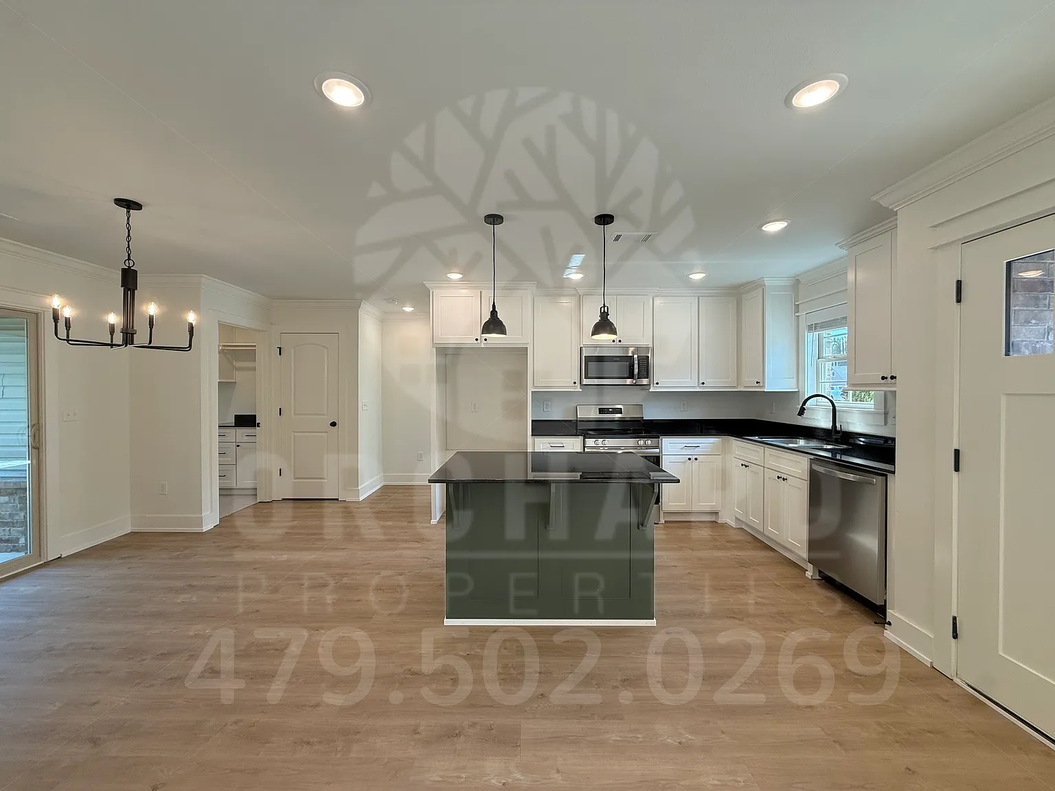 3 bed, 1371 sqft, $1,700 — Photo 3