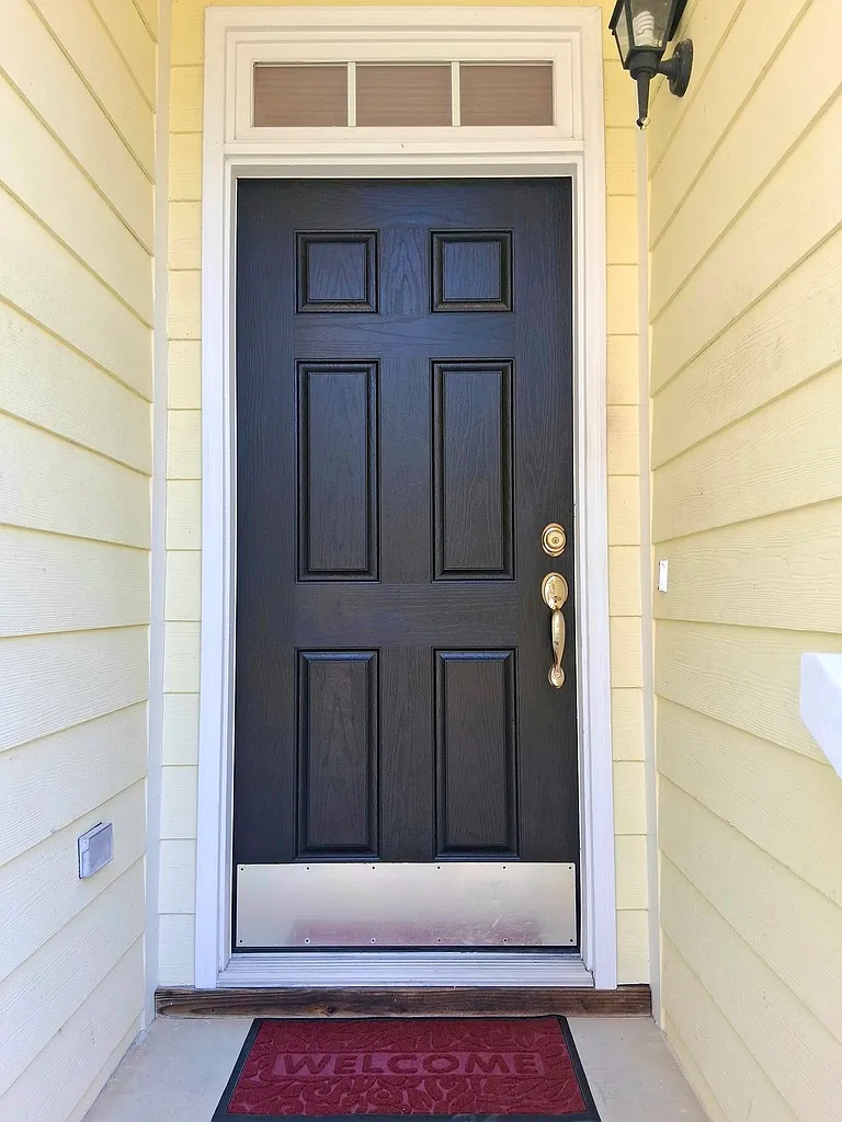3 bed, 1570 sqft, $2,390 — Photo 3
