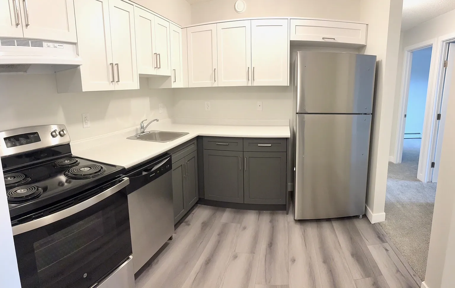 Meadowbrook Apartments — Photo 1