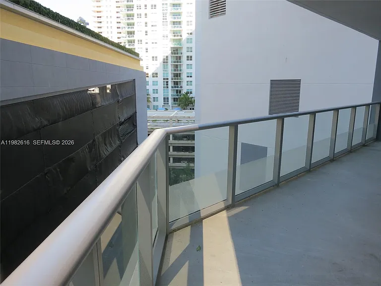1300 Brickell Bay Dr — Photo 3